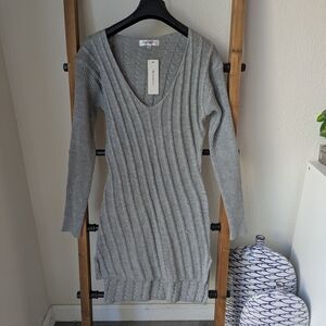 NWT OrderPlus Women's Gray Knit V-Neck Mini Dress - Size S